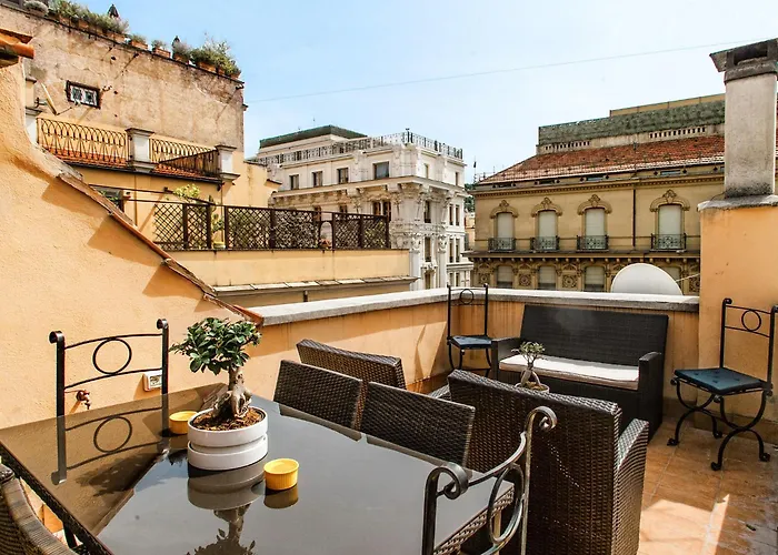 Spanish Steps Luxury Penthouse *