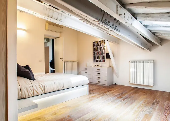 Spanish Steps Luxury Penthouse Apartment Rome