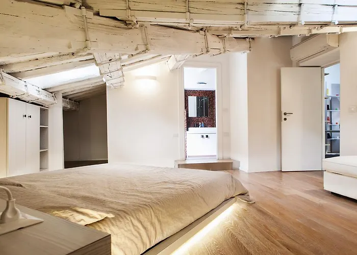 Spanish Steps Luxury Penthouse Apartment Rome