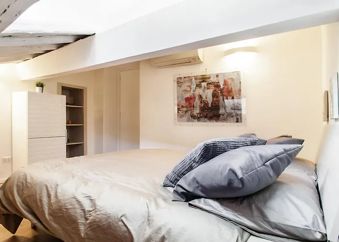 Spanish Steps Luxury Penthouse *