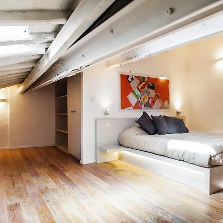 Spanish Steps Luxury Penthouse Řím